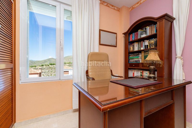 Foto e3e5eefb-287b-49d8-a7be-c5d2bac4a3f9. Xalet amb calefacció aparcament piscina a Barrio de la Vega Monachil
