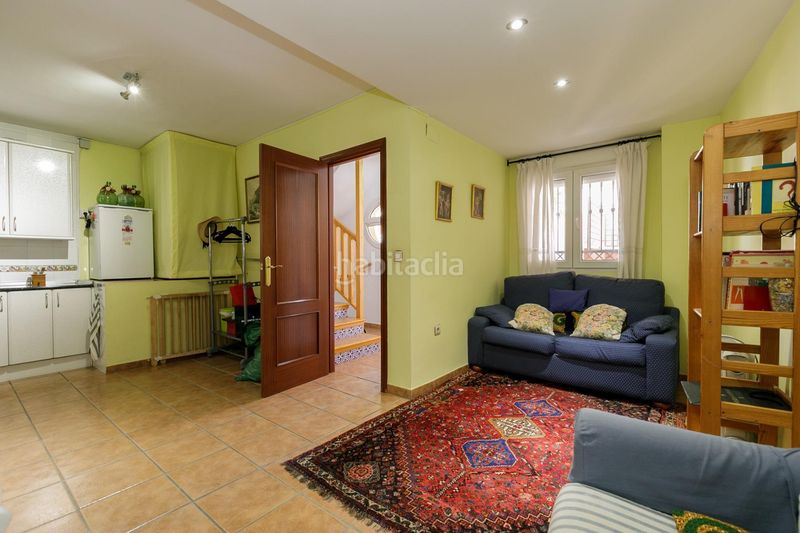 Foto 3b7bc6e2-a0da-47f2-ace3-6bf6d4dae517. Casa adosada en calle santo sepulcro de la quinta 26 magnífico adosado con apartamento independiente en Bola de Oro, en Granada