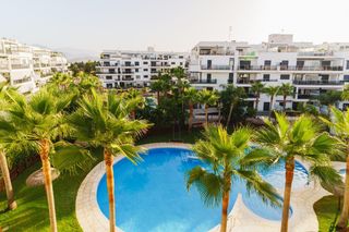 Location Appartement à Playa de Granada. Fantástico piso 2 dormitorios en aguacate beach con 3 piscinas,