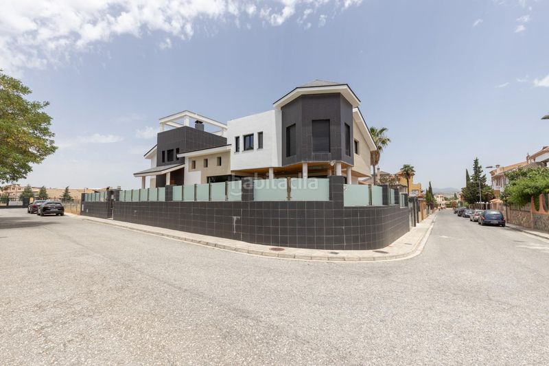 Foto 6b323110-2f81-4e4b-8ce4-5bb5cdd6eab2. Chalet  premium en el carmelo una obra de lujo privada en una de las urbanizaciones más exclusivas de granada en Ogíjares