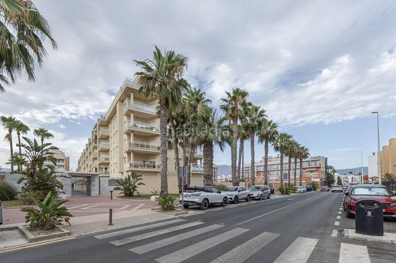 Foto d98fe917-80ab-4ea1-806e-9c04a2cda9cb. Pis amb calefacció aparcament piscina a Playa de Granada Motril