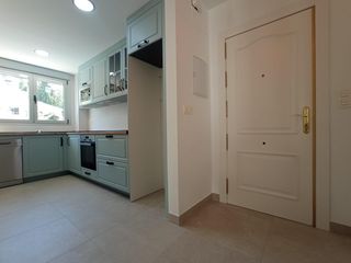 Affitto Piccolo appartamento  Paseo transversal de la bomba. Se alquila. excepcional apartamento sin muebles