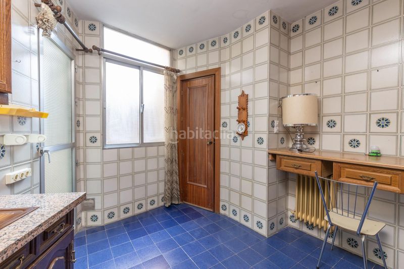 Foto d78ec086-412e-4922-8426-cd178e0df396. Pis amb calefacció aparcament a Fígares Granada