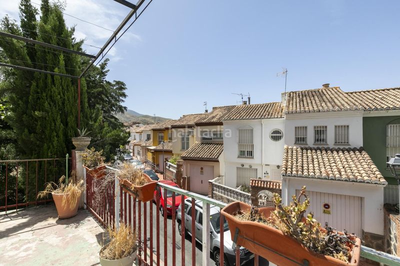 Foto 72c87a40-373e-46ab-ba11-a42698cd5163. Xalet amb aparcament piscina a Cenes de la Vega