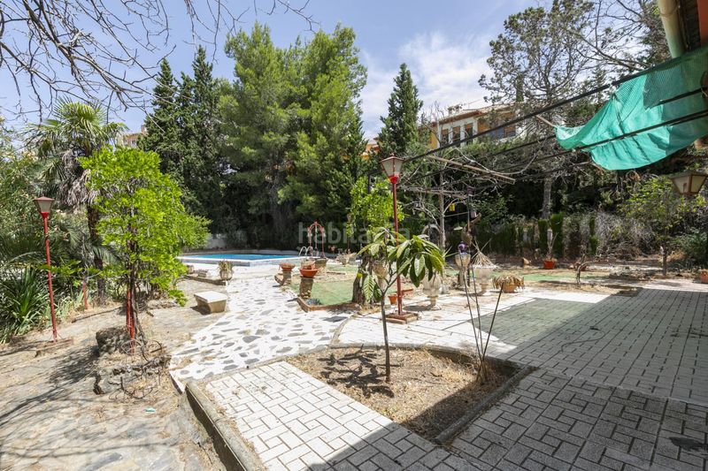 Foto 7fe10d5c-e191-4025-a441-187994ce1144. Xalet amb aparcament piscina a Cenes de la Vega