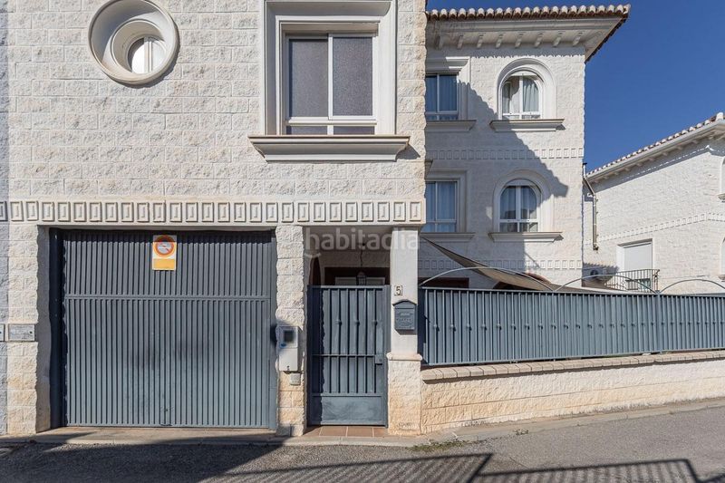 Foto 019cfe42-c3dc-4964-bb8a-e625e87d4578. Casa amb calefacció aparcament a Gójar