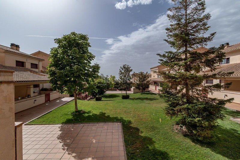 Foto 1b01d30b-948e-47de-8381-8312e7f10d8e. Casa amb calefacció aparcament piscina a Gójar