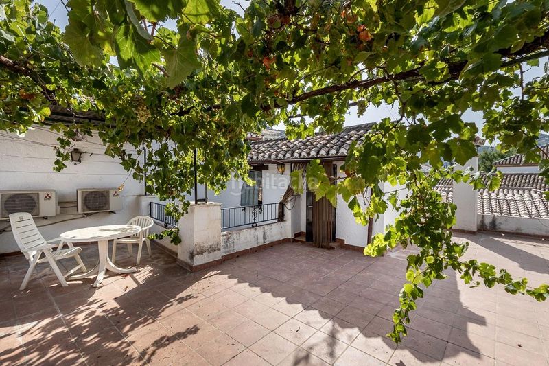 Foto 300c9b72-25a0-4549-84f6-75ff907aaee6. Casa amb aparcament a Barrio de Albaicín Granada
