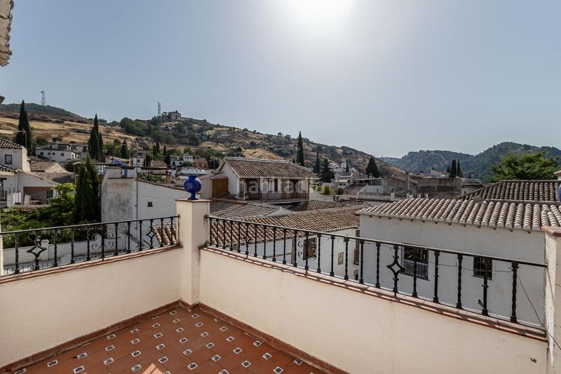 Foto b40496c1-9a09-45df-96f7-021b8cd9994f. Casa amb aparcament a Barrio de Albaicín Granada