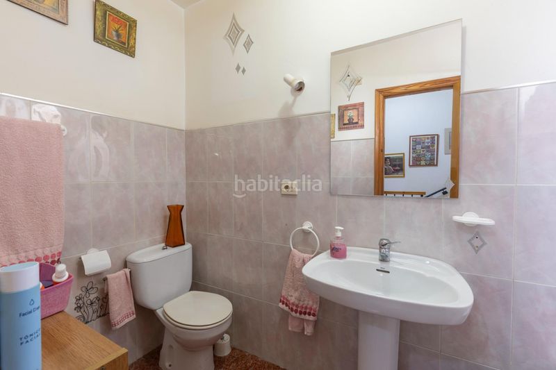 Foto 567ef7b6-2a22-40b9-bdff-dd67d33e0aa9. Casa adossada amb calefacció aparcament a Gójar