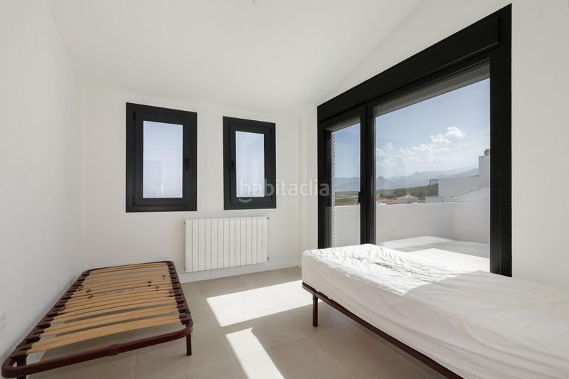 Foto e680d48b-2821-4095-a988-4902c1bfc7e2. Xalet amb calefacció aparcament piscina a Dílar