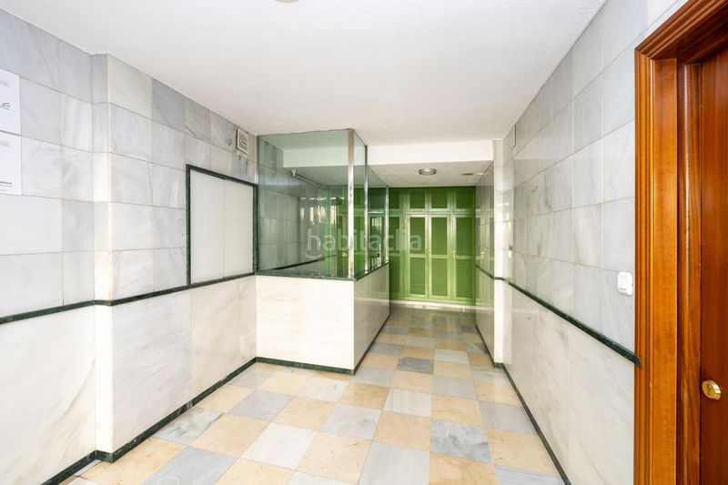 Foto 85c30985-c01a-4585-9991-022395b4dccd. Piso  de 1 dormitorio con terraza y excelente ubicación junto al mercadona en Granada