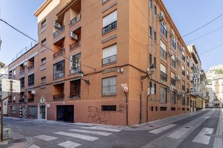 Flat  Calle santa lucia. Piso junto a gran vía