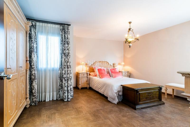 Foto d211cd40-13cb-4f0f-8b73-6a788819285a. Chalet en calle guadalquvir (ur.atalaya) 11 chalet de revista en Albolote