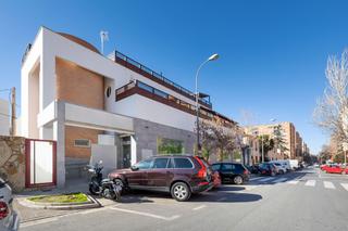 Local Comercial  Calle bruselas. A la venta local comercial