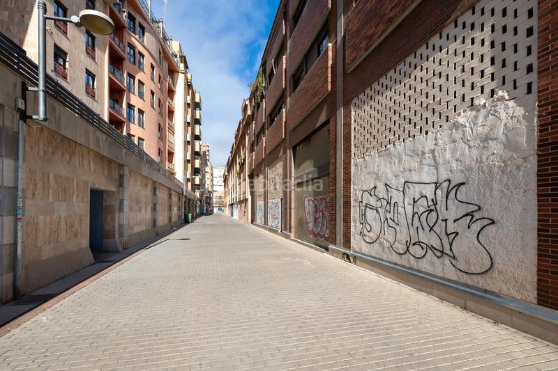 Foto 2814c6c2-43ff-4cec-8774-2d98441929dc. Locale commerciale in Plaza de Toros Granada