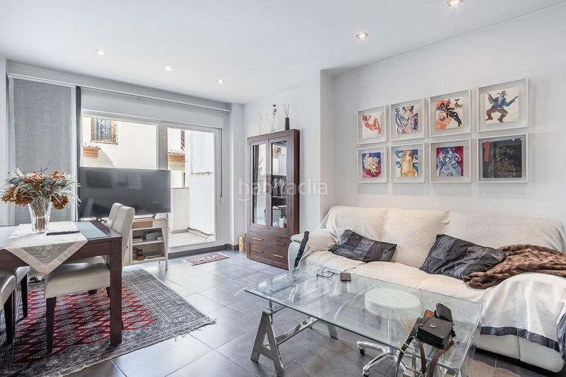 Foto ee71a7be-6495-405d-8537-e759d0c2a894. Casa amb aparcament a San Matías - Realejo Granada
