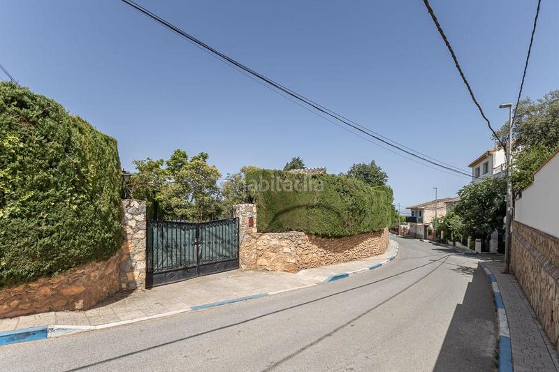 Foto 9ba29db6-5ddb-4d1b-87e6-cb70585d83c5. Casa  señorial con terreno en Dílar