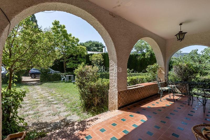 Foto aabfffea-b04e-4009-967d-5b45a4522979. Casa  señorial con terreno en Dílar
