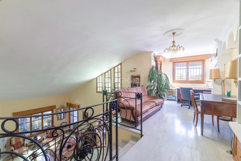 Foto 890b807d-ad86-40c3-ba38-b1f7521a7bed. Chalet vive la grandeza en cada rincón! en Albolote