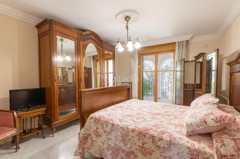 Foto e324bdb6-82ca-47f7-888f-92e237381228. Chalet vive la grandeza en cada rincón! en Albolote