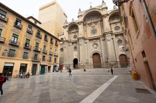 Attique  Marques de gerona. Haz historia en el corazón de granada!