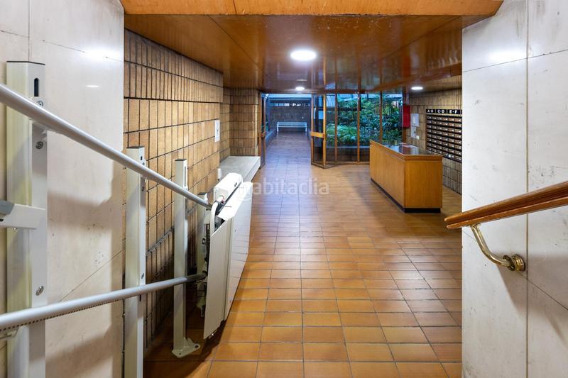 Foto 3509a5ea-d0a2-4ac7-a3a9-139b8c308aa4. Piso preciosa vivienda con terraza en constitución en Granada