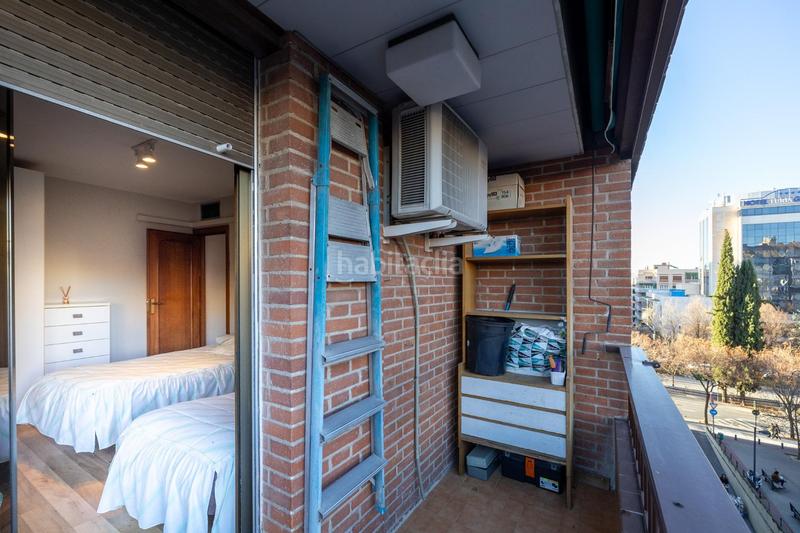 Foto ab420be0-0443-4843-9fc7-7d17c99fa3e8. Piso preciosa vivienda con terraza en constitución en Granada