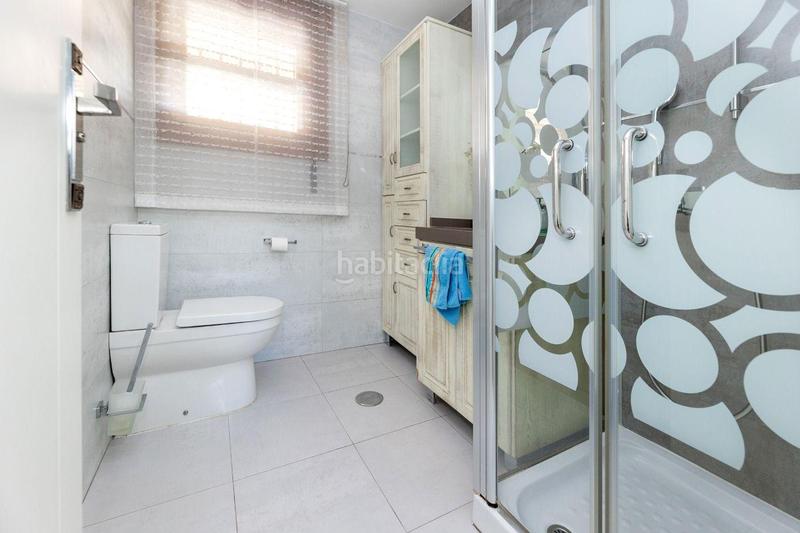 Foto 4469bd84-cacf-496d-876e-867ce5c2e32b. Chalet la casa de tus sueños en cortijo del aire! en Albolote