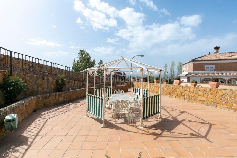 Foto 7abdd97d-c8dc-4652-8208-b8f4ceea63e2. Casa amb calefacció aparcament piscina a Huétor Vega