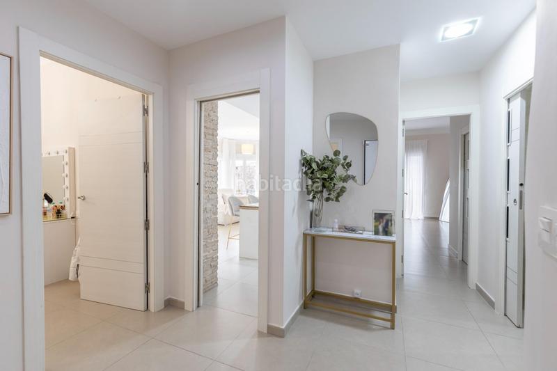 Foto 8e56ba4d-58eb-474b-b88f-9caca2d61ef7. Piso exclusivo piso de lujo en pleno centro en Fígares Granada