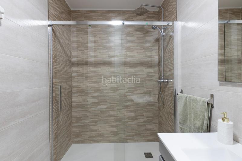 Foto c08723ed-67c5-4d63-b793-310e96457c76. Piso exclusivo piso de lujo en pleno centro en Fígares Granada
