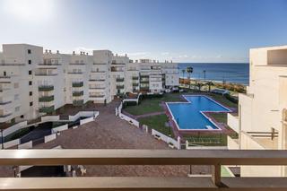 Piso en Maritimo 43. Despierta cada día con el sonido del mar en salobreña costa!