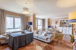 Appartement  De las descalzas. Amplitud, luz y confort en un hogar único