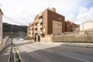 Etagenwohnung  Calle de doñana. Vive en un piso con todo lo que necesitas en la zona de carreter