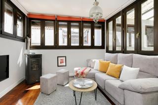 Àtic  Calle san sebastian. Se vende ático con terraza en pleno corazón de granada  zona bib