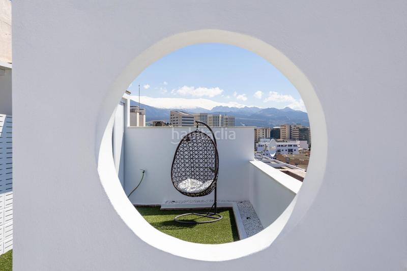 Foto 5d05d1c5-1fbc-4ee4-854d-057cc6489798. Ático  dúplex de ensueño un oasis con terraza privada y piscina! en Armilla