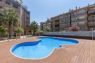 Pis  Avenida de dílar. Vivienda top en edificio principe ii  uno de los residenciales m