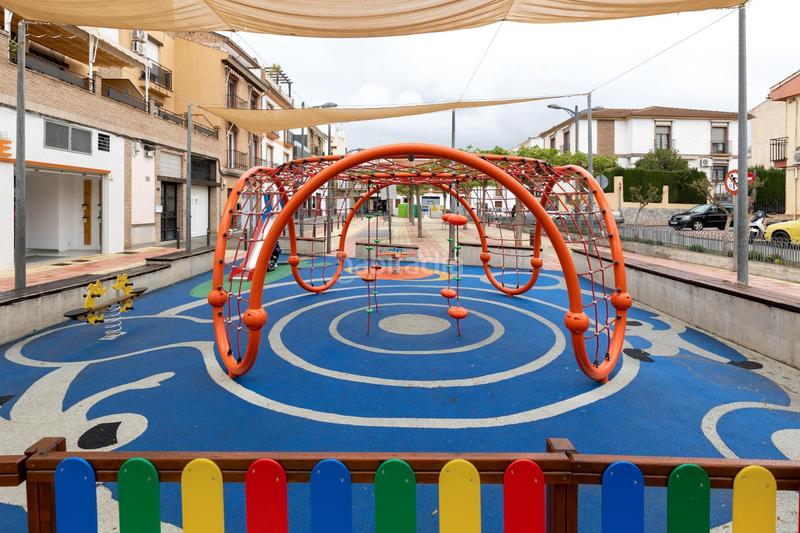 Foto 0fefede5-99db-4c5c-b183-e7478e446414. Pis amb calefacció aparcament a San Miguel Armilla