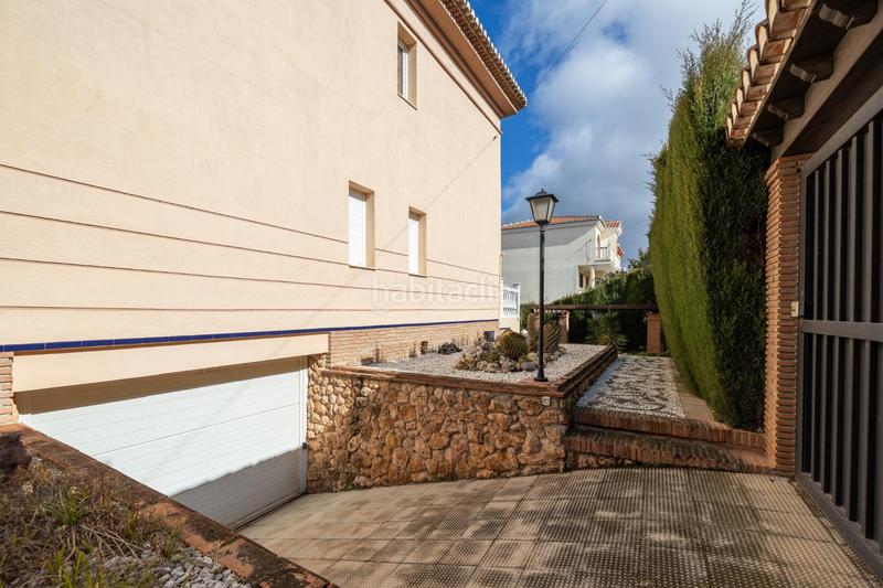 Foto 301eda28-58c7-418a-ab5b-82c541053fb6. Chalet ven a conocer el chalet de tus sueños!!! en Cúllar Vega