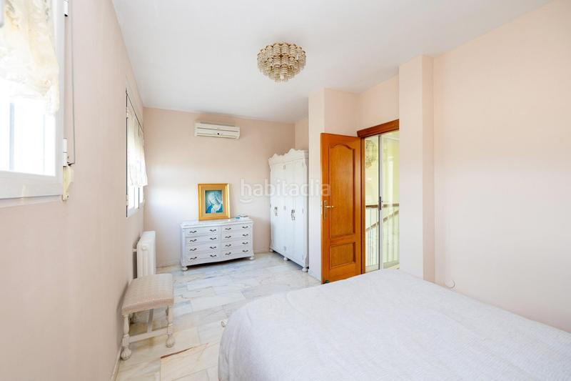 Foto 2a20fc13-a6b2-42c3-8f9e-53b275e7b849. Chalet preciosa vivienda en Albolote