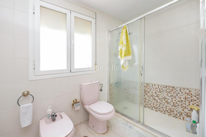 Foto 49f50d3a-7606-49ae-ab1f-a328be4a4085. Chalet preciosa vivienda en Albolote