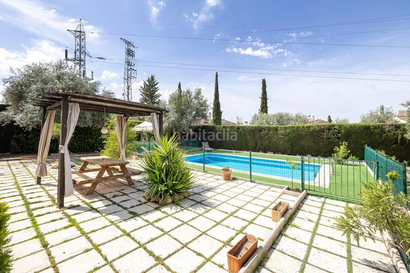 Foto 8eb75f35-e091-429f-bdab-81ed04f03a64. Chalet preciosa vivienda en Albolote