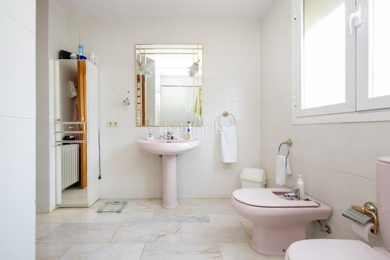 Foto cdc3d5db-a327-4e56-a071-14f1084b7982. Chalet preciosa vivienda en Albolote