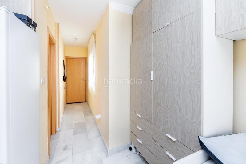 Foto ad6257c8-c1c3-4fbe-a627-0cab4e3b7fa0. Estudio  en venta en el realejo ubicación privilegiada en Granada