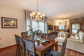 Maison  Avenida fernando de los rios. Chalet de lujo en parque lagos  la joya de fernando de los ríos!