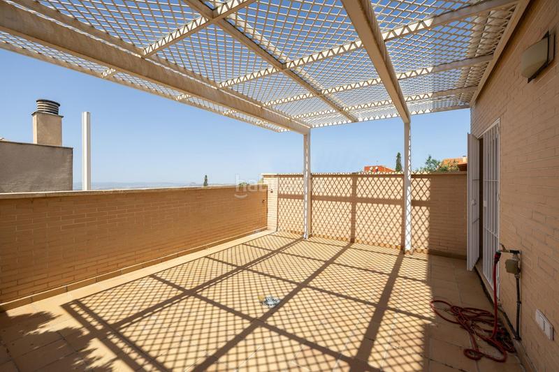 Foto 1858163b-cd34-430c-bc85-7fec0b068e5b. Casa bifamiliare con riscaldamento parcheggio piscina in Granada