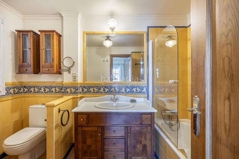 Foto 1d730f7b-8e54-4396-a284-ed784157b2eb. Maison avec chauffage parking piscine dans Crta. De la Sierra Granada