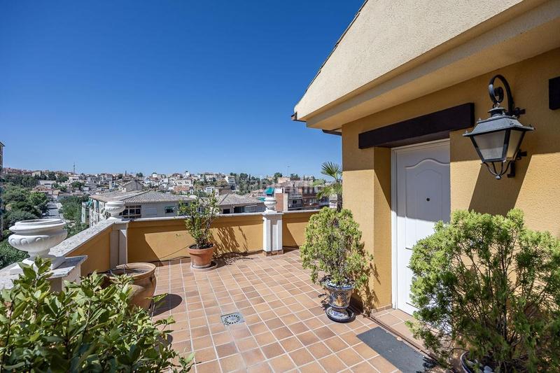 Foto 677c315b-ae70-4f96-81a9-28bbfad31981. Maison avec chauffage parking piscine dans Crta. De la Sierra Granada