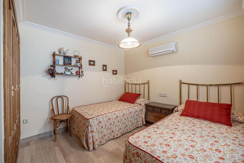 Foto e4ac479a-44d4-48fb-bfa1-0e5cd725cf60. Maison avec chauffage parking piscine dans Crta. De la Sierra Granada